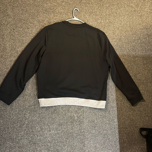 Calvin Klein Colorblock Crewneck Sweatshirt - Picture 4 of 5